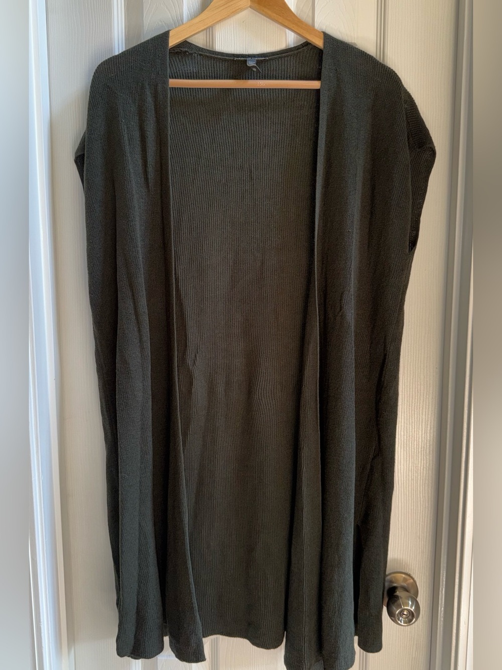 Eileen Fisher Sleeveless Sweater Duster M Black Whimsigoth Casual Chic Ethereal